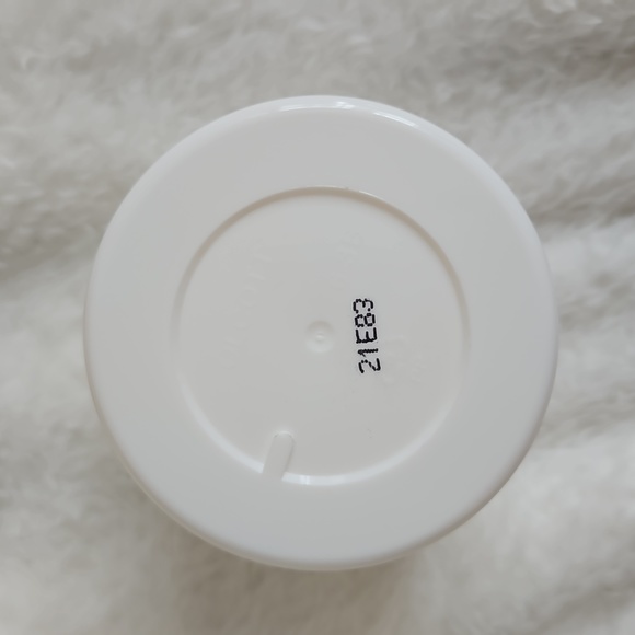 NEW First Aid Beauty Ultra Repair Cream - Picture 2 of 2